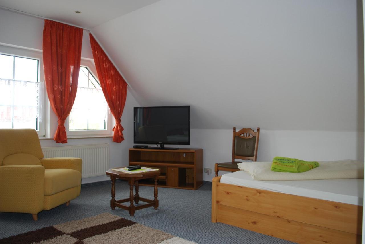 Landhotel Bienstaedt Georgenthal (Thuringia) Bagian luar foto
